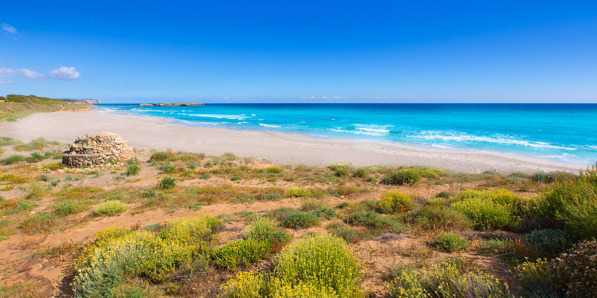 Una de las mejores playas de Menorca, Binigaus