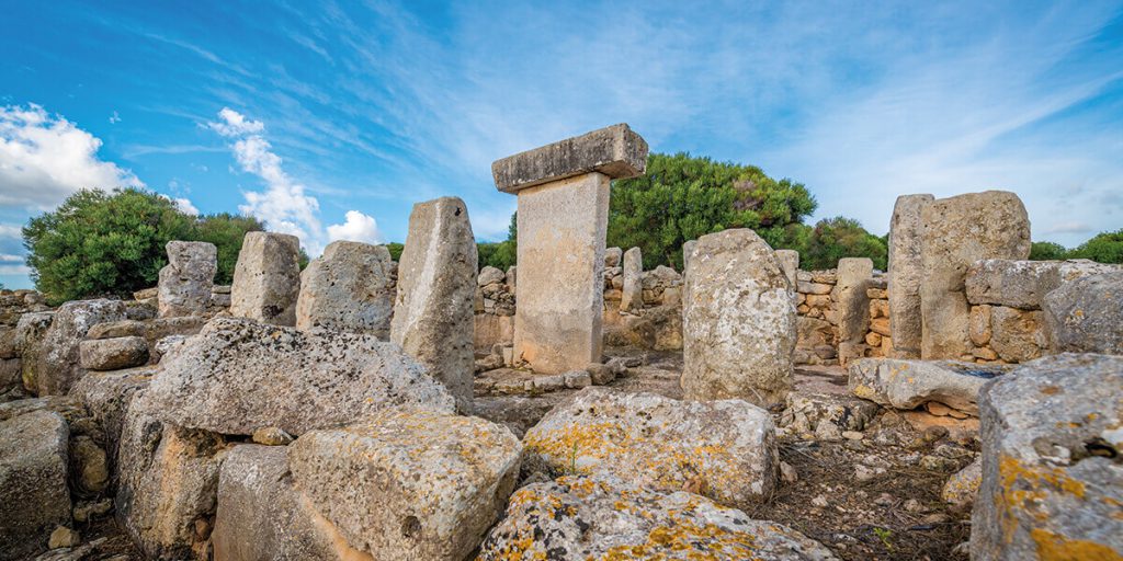 No te pierdas los restos arqueológicos de la cultura talayótica en Menorca